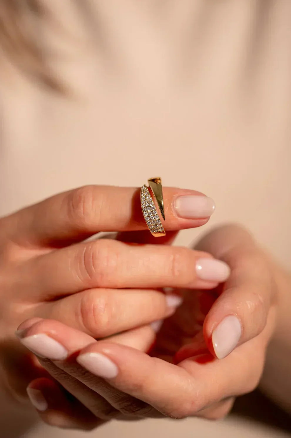 Corisia | Anillo Ajustable de Significado Especial